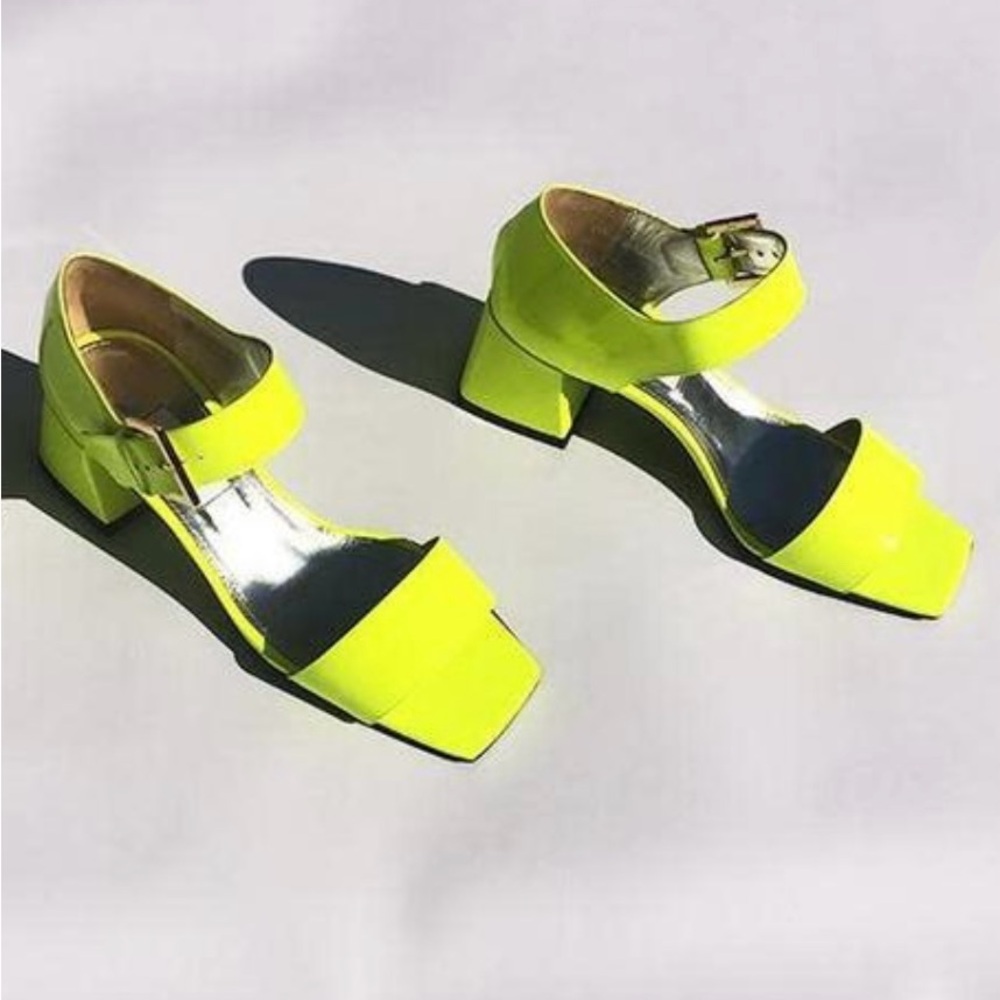 EUC Suzanne Rae Mary Jane Sandal - Neon Yellow, Size 37/7